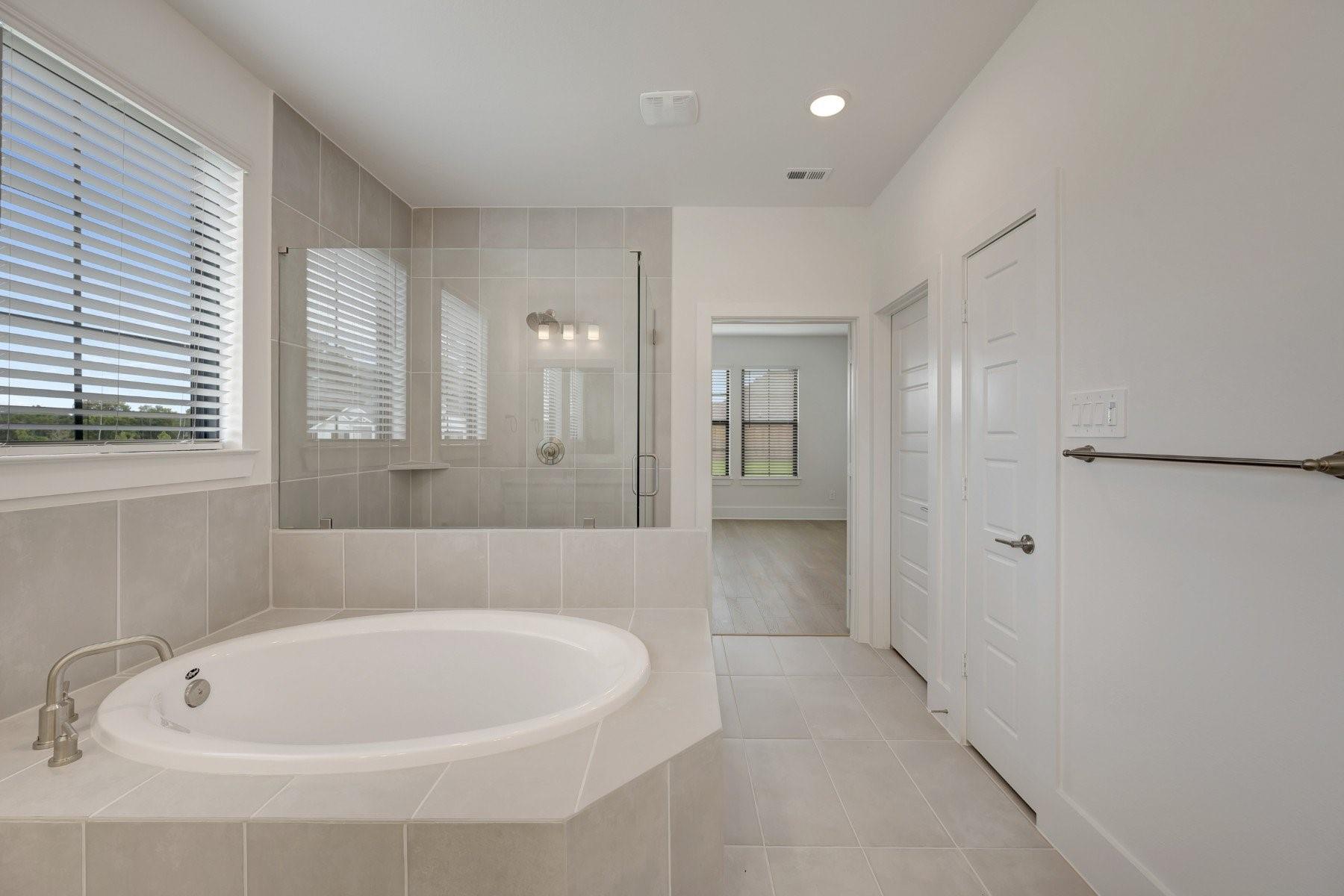 16624 Gaines Glen Ln, Montgomery, TX 77316 photo
