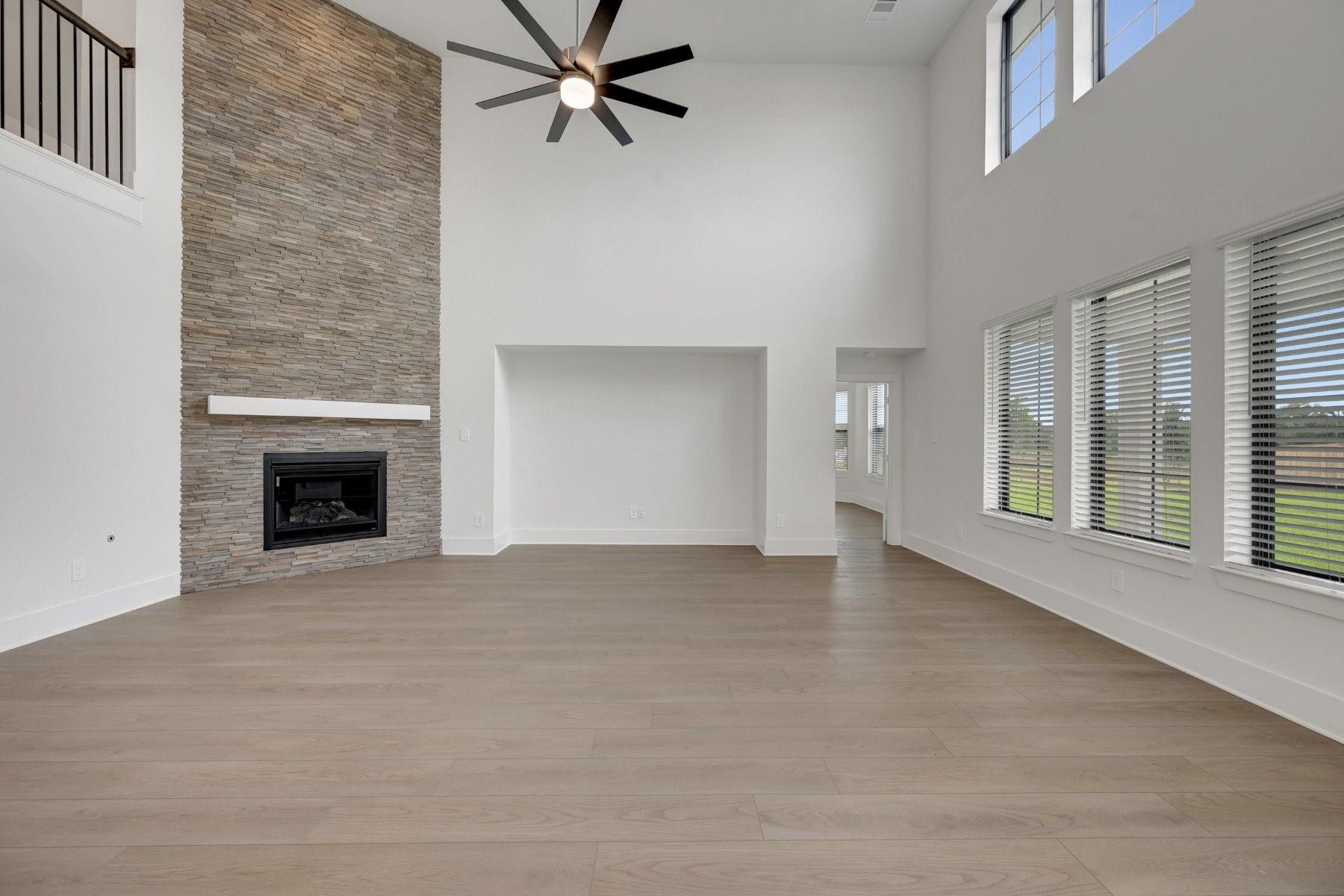 16624 Gaines Glen Ln, Montgomery, TX 77316 photo