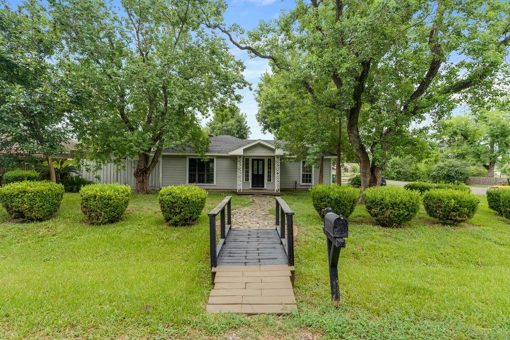 9402 Alcott Dr, Houston, TX 77080