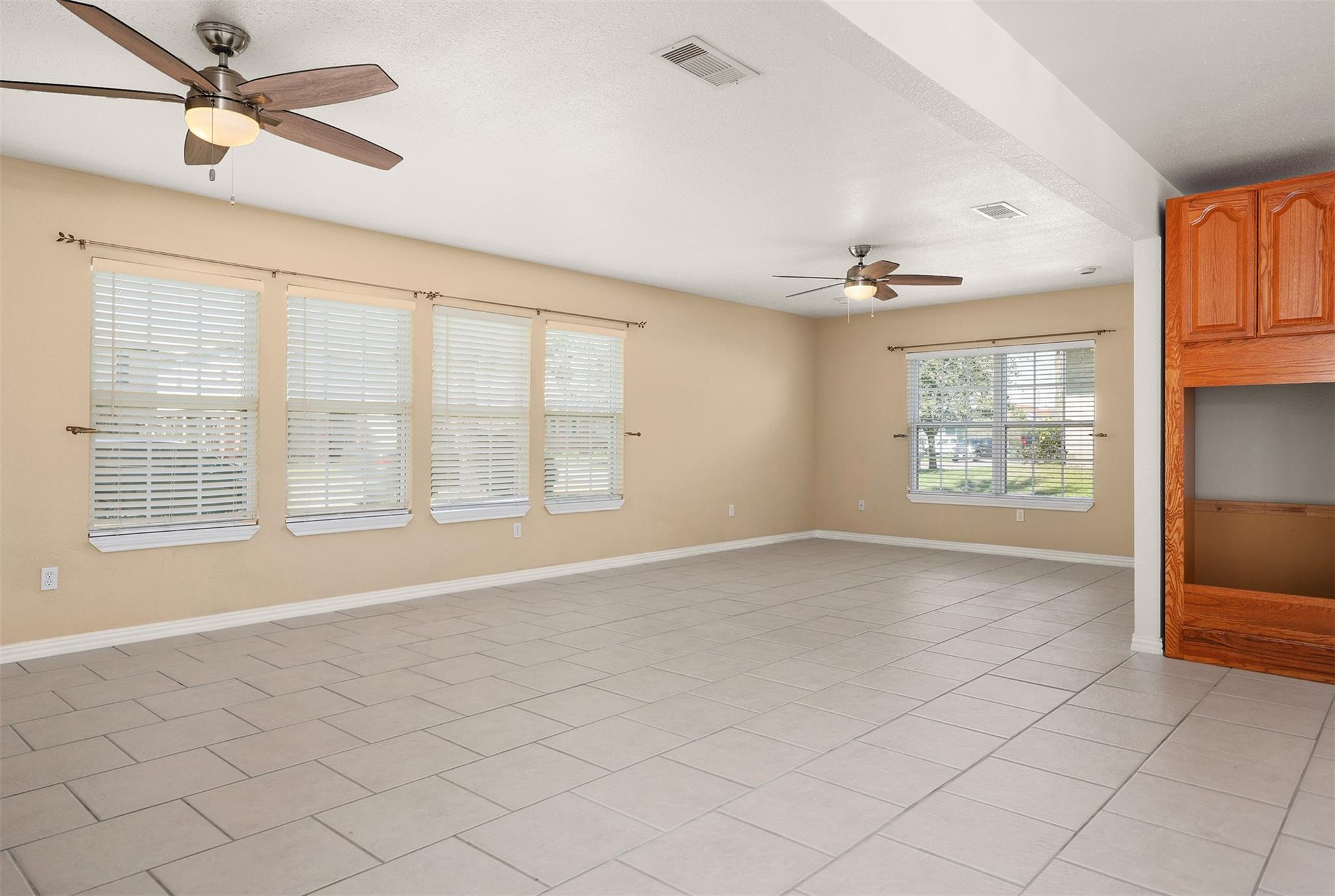 2206 Wimcrest, Galveston, TX 77551 photo
