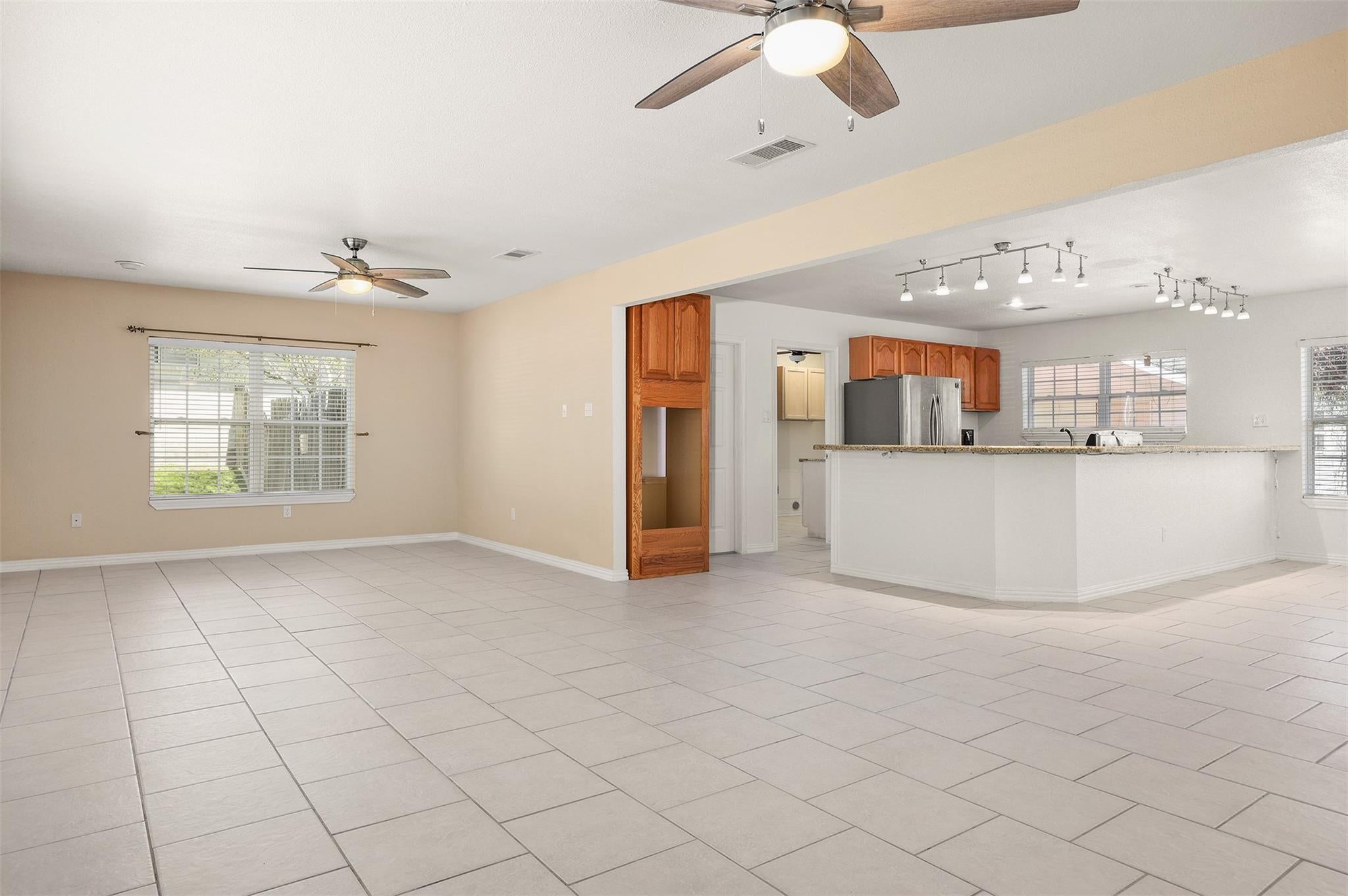 2206 Wimcrest, Galveston, TX 77551 photo