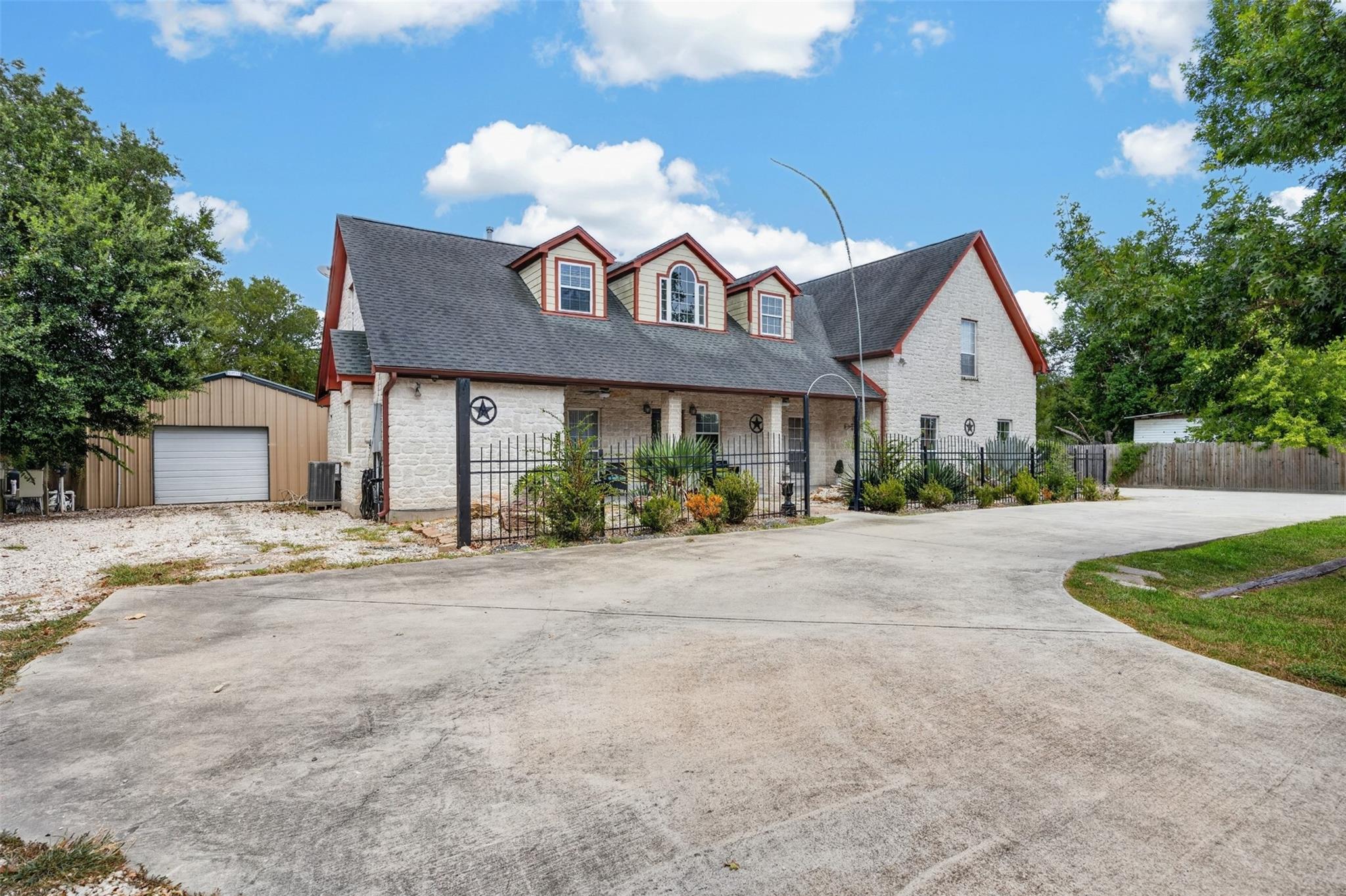 8618 Highway 6, Hitchcock, TX 77563 photo