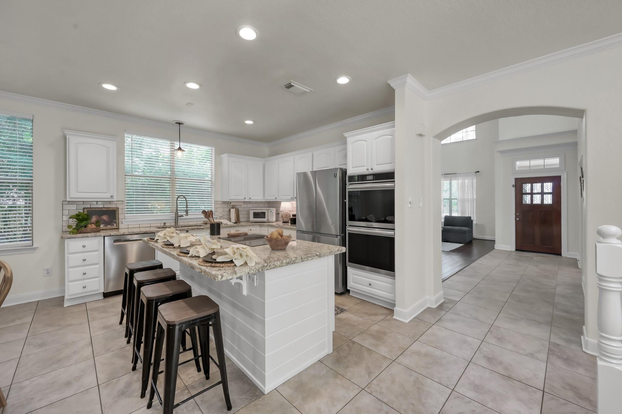 33015 Sawgrass Ct, Magnolia, TX 77354 photo