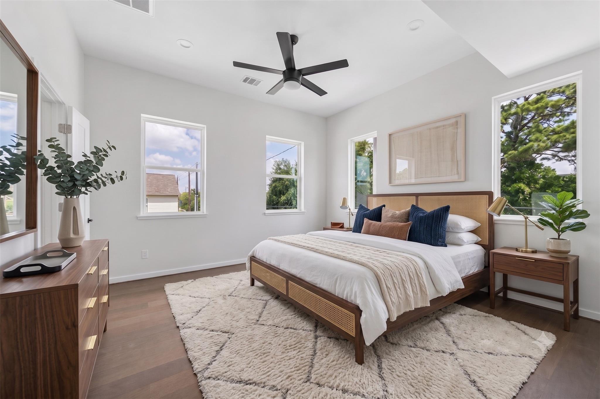 3908 Zina Way, Houston, TX 77018 photo