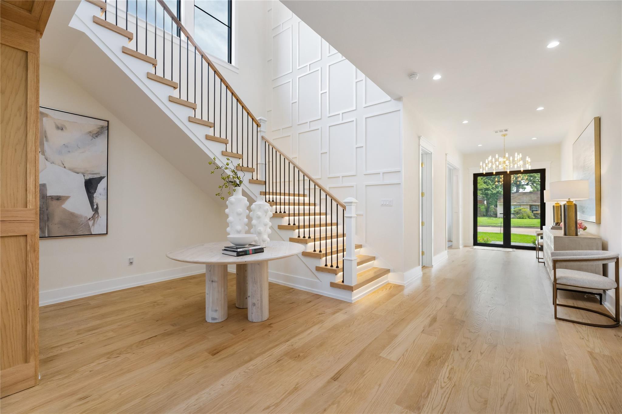 934 W 43 St, Houston, TX 77018 photo