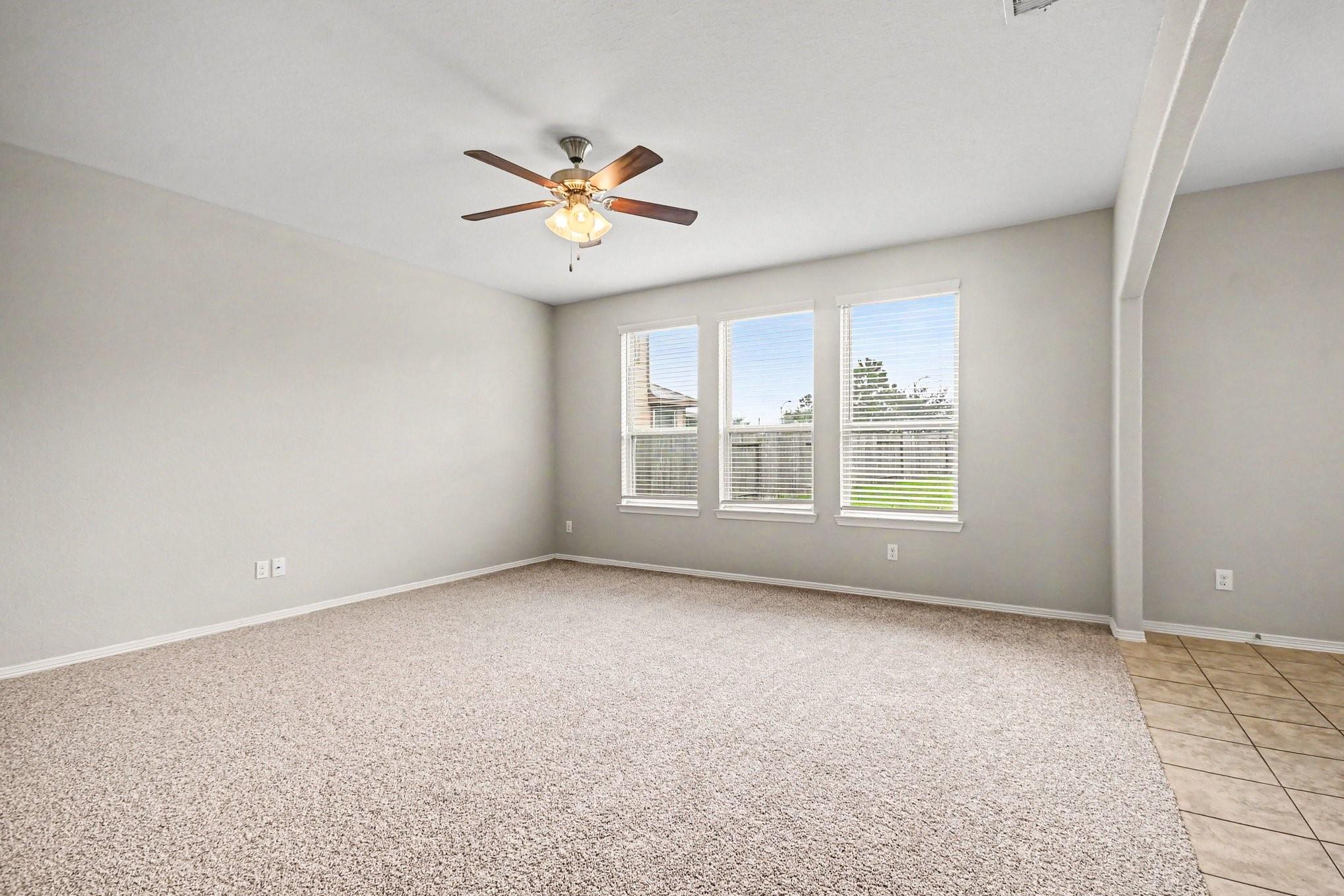 13211 Barrington Oaks Cir, Houston, TX 77044 photo
