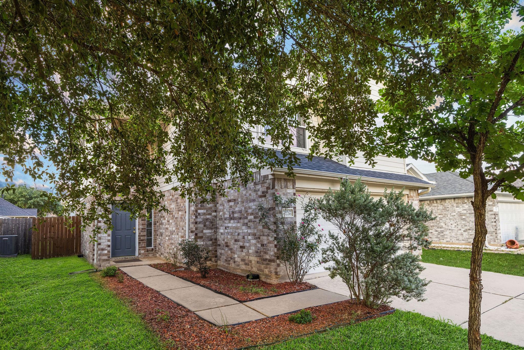 6726 Windy River Ln, Katy, TX 77449 photo