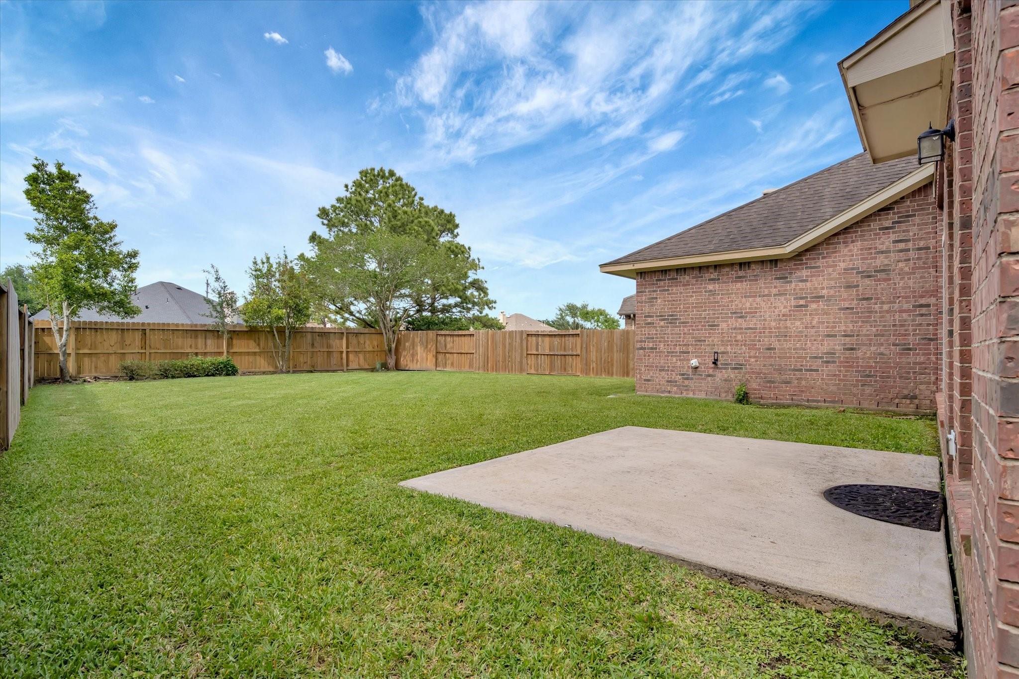 13607 Evening Wind Dr, Pearland, TX 77584 photo