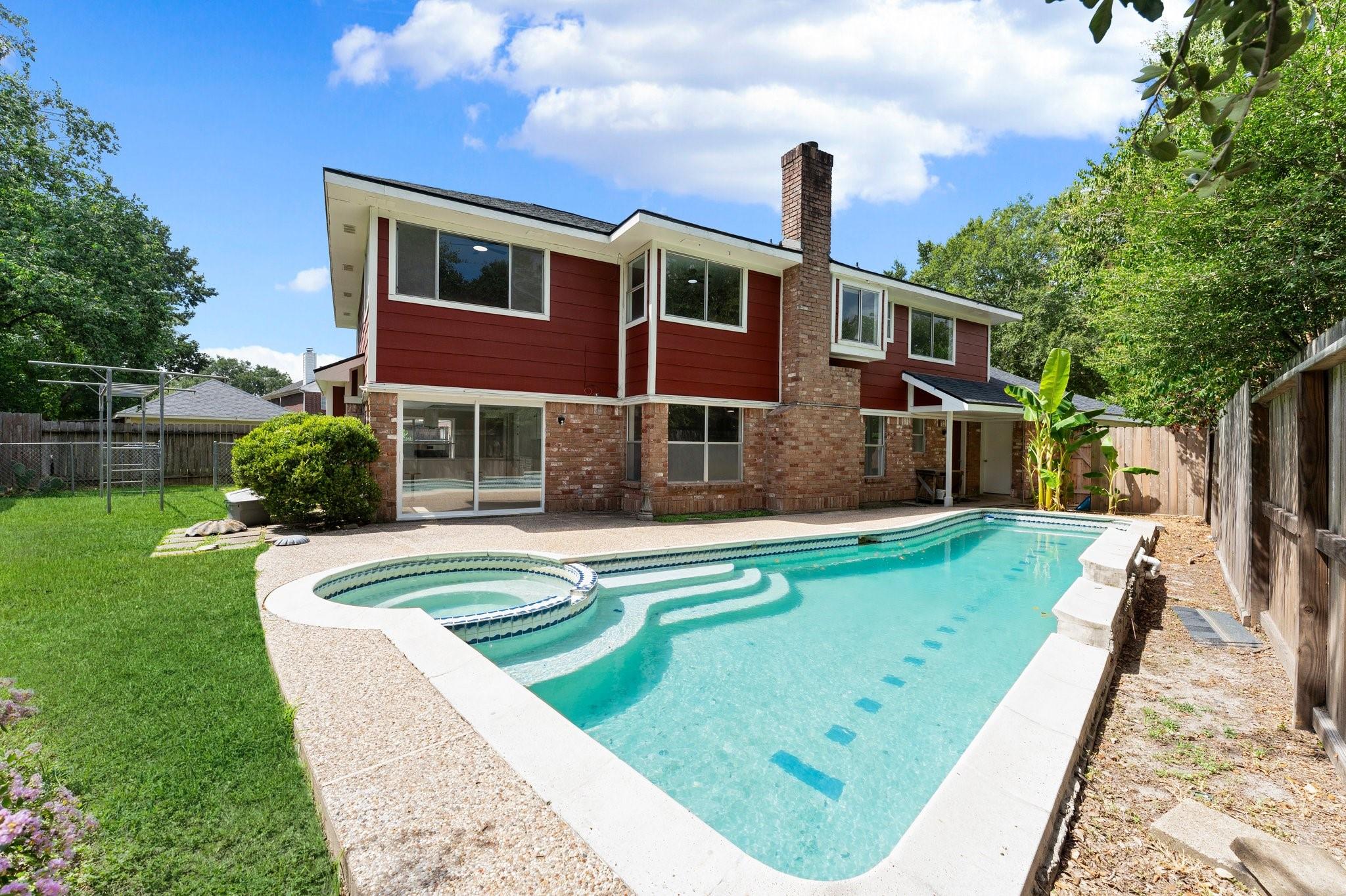 9814 Gold Cup Way, Houston, TX 77065