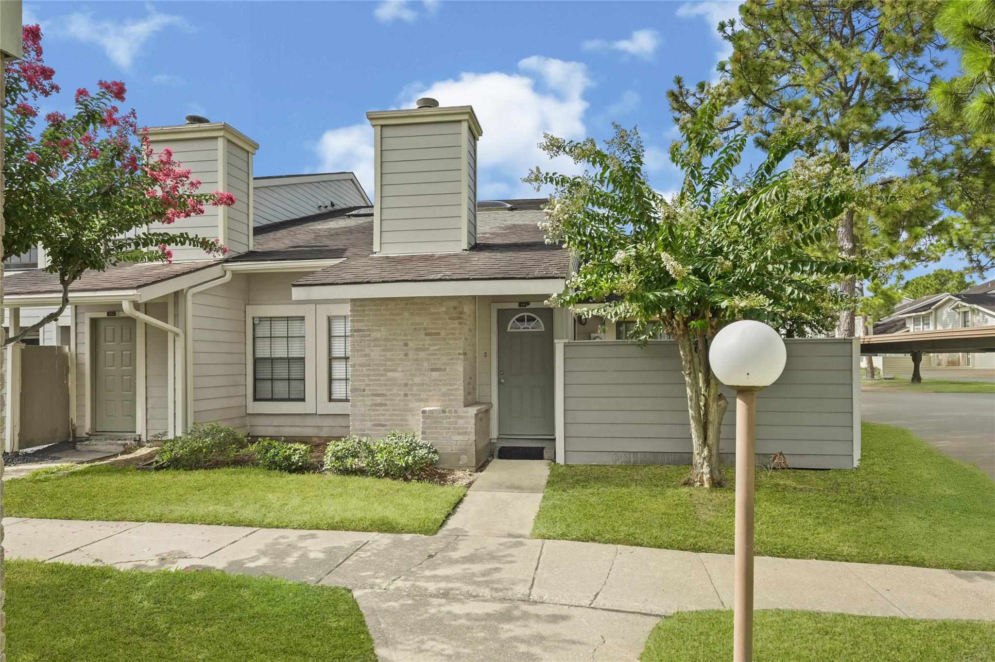 11917 Bob White Dr, Houston, TX 77035