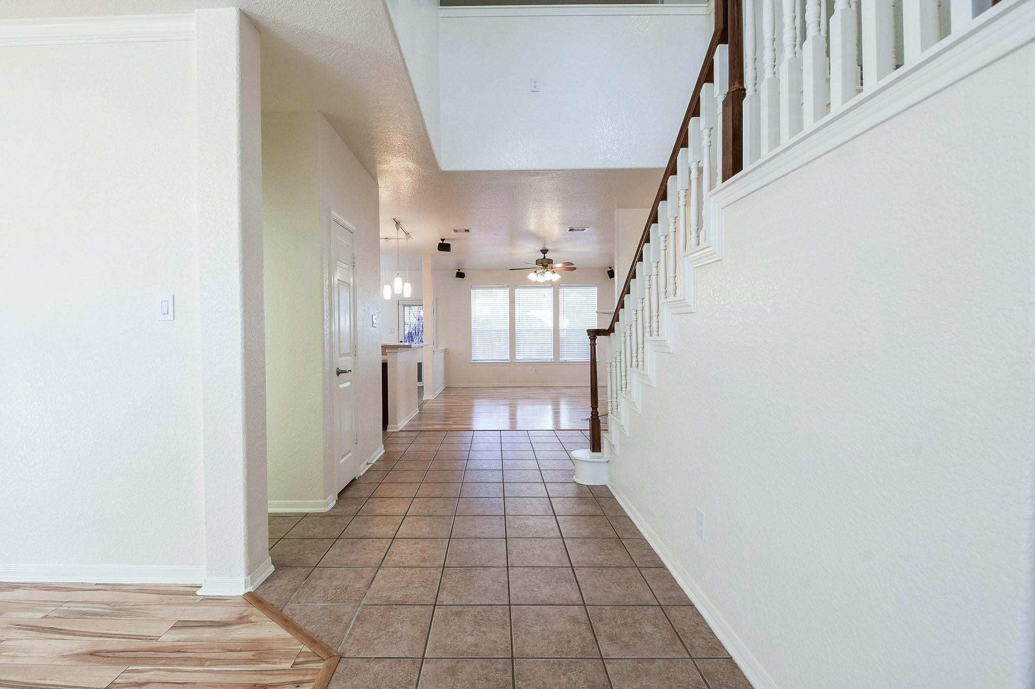 251 N Wimberly Way, The Woodlands, TX 77385 photo