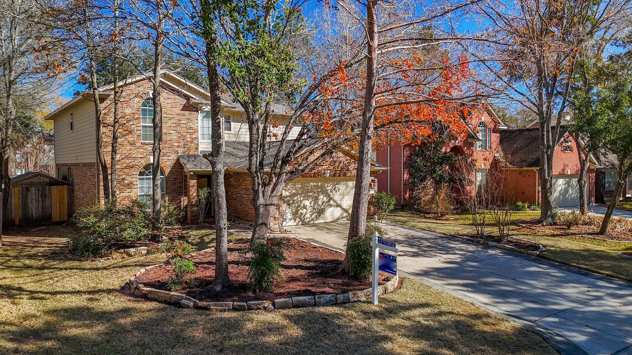 251 N Wimberly Way, The Woodlands, TX 77385 photo
