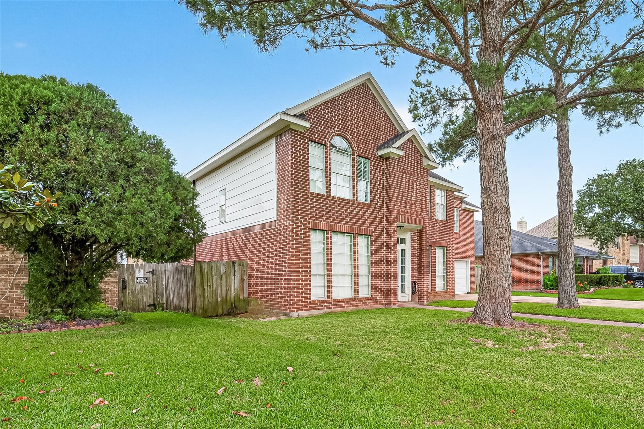 17639 Glenmark Dr, Houston, TX 77084 photo