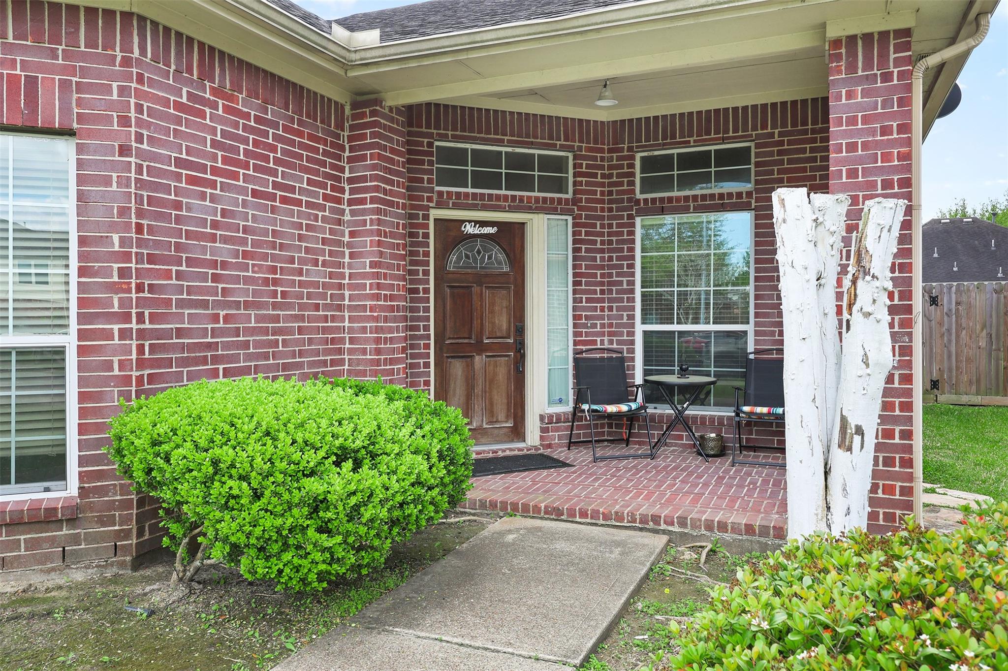 4906 Chase Stone Dr, Bacliff, TX 77518 photo