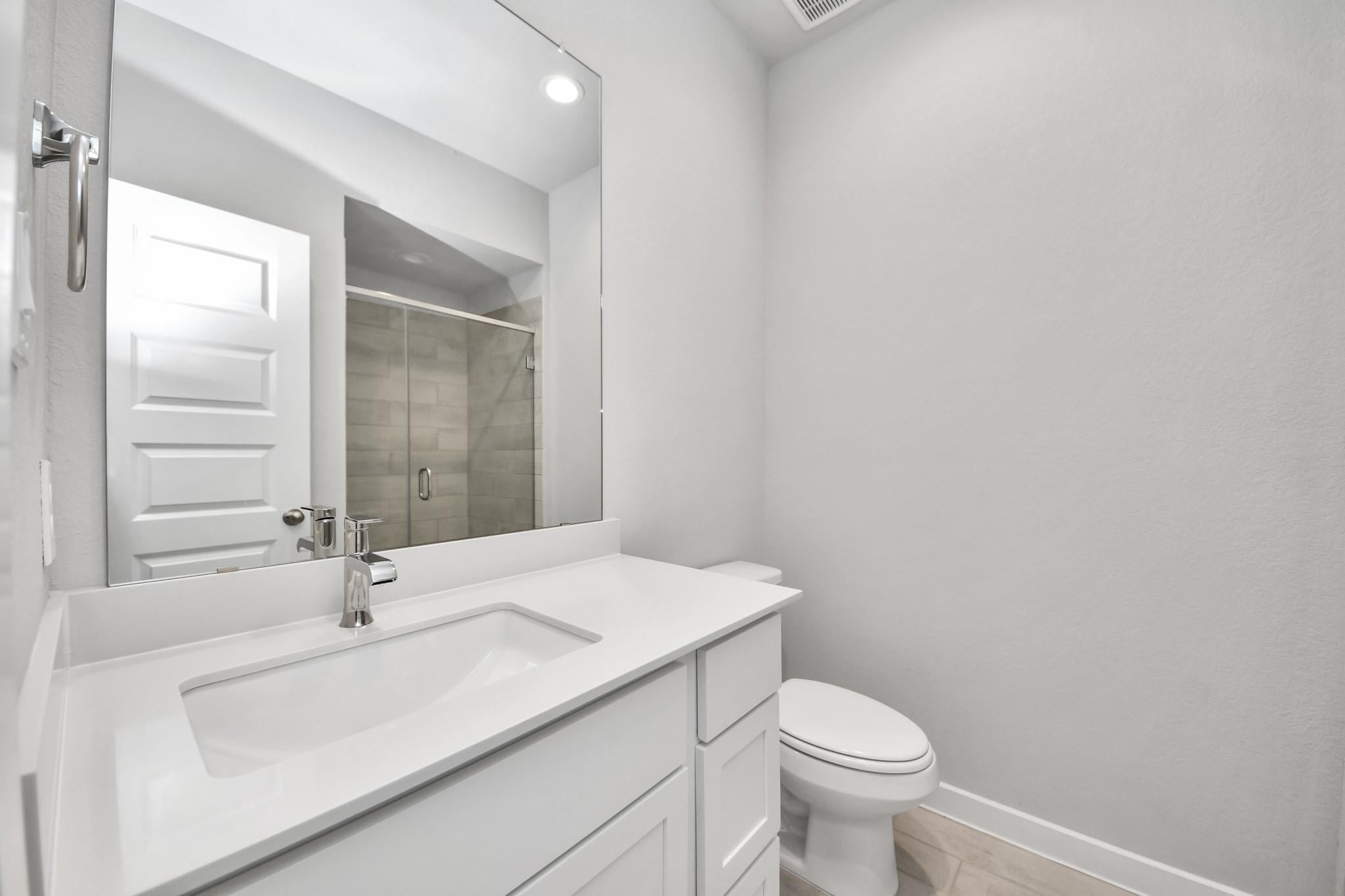 14822 Diamond Dove Ln, Houston, TX 77049 photo