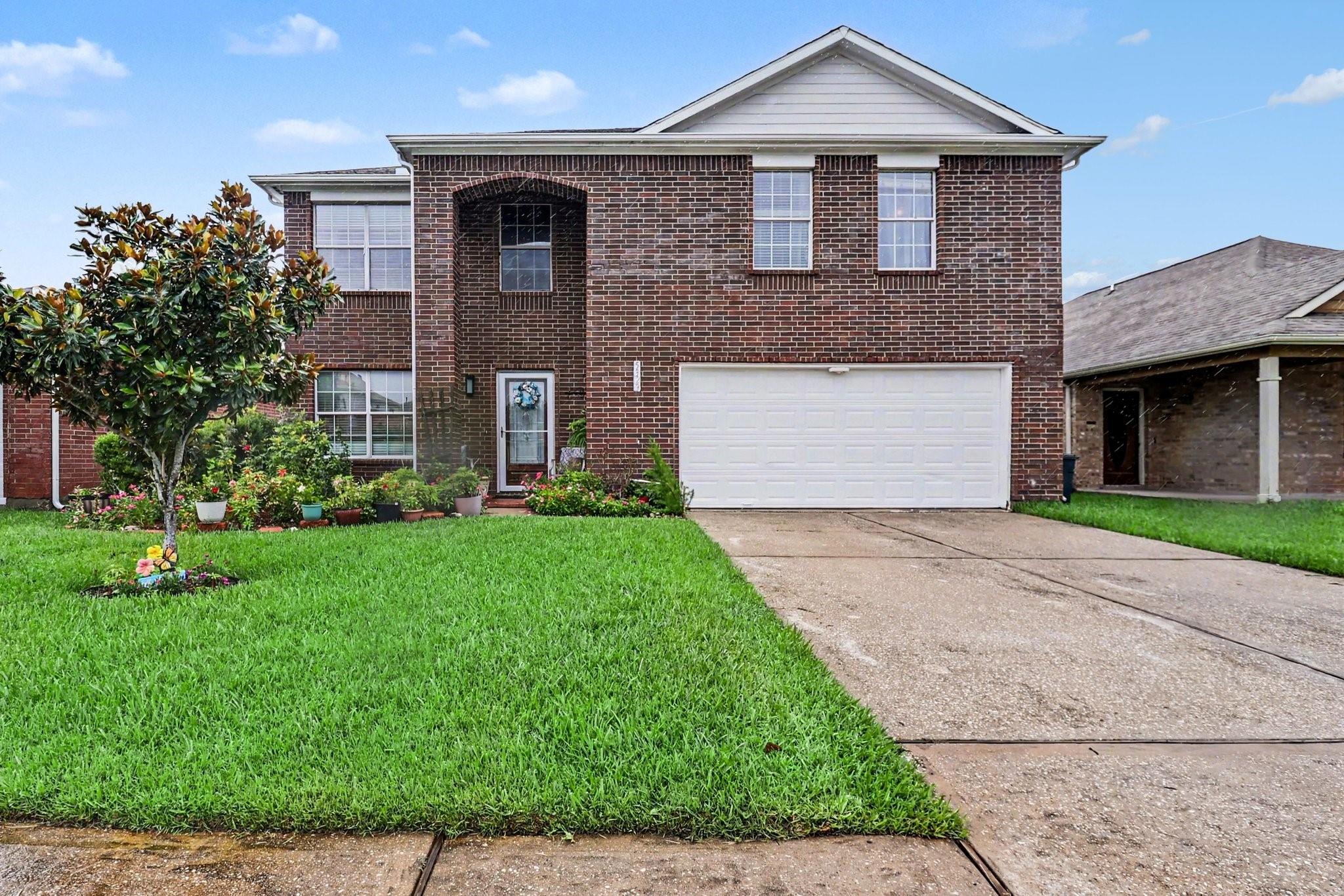 5323 Cilantro Ln, Baytown, TX 77521 photo
