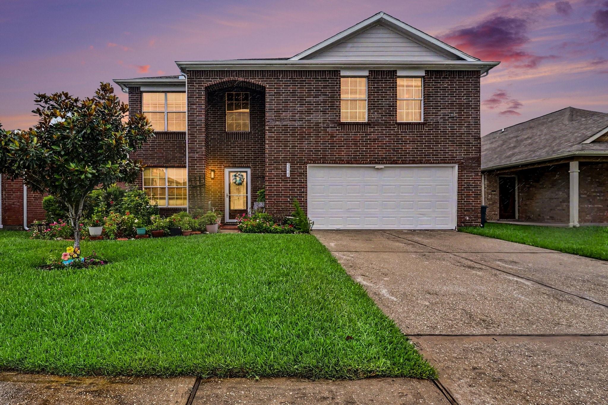 5323 Cilantro Ln, Baytown, TX 77521
