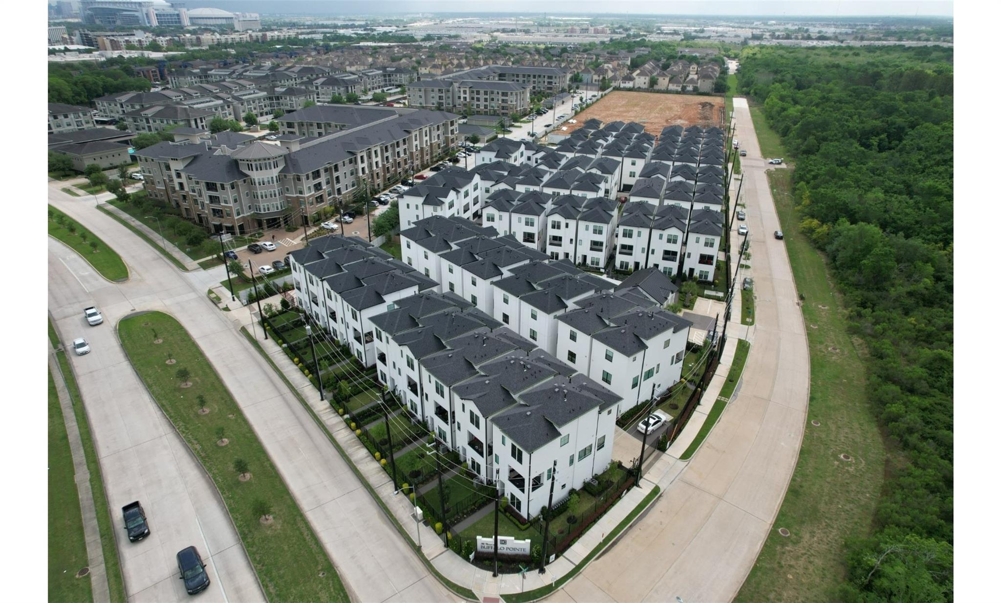 2802 Grand Fountains Dr, Houston, TX 77054