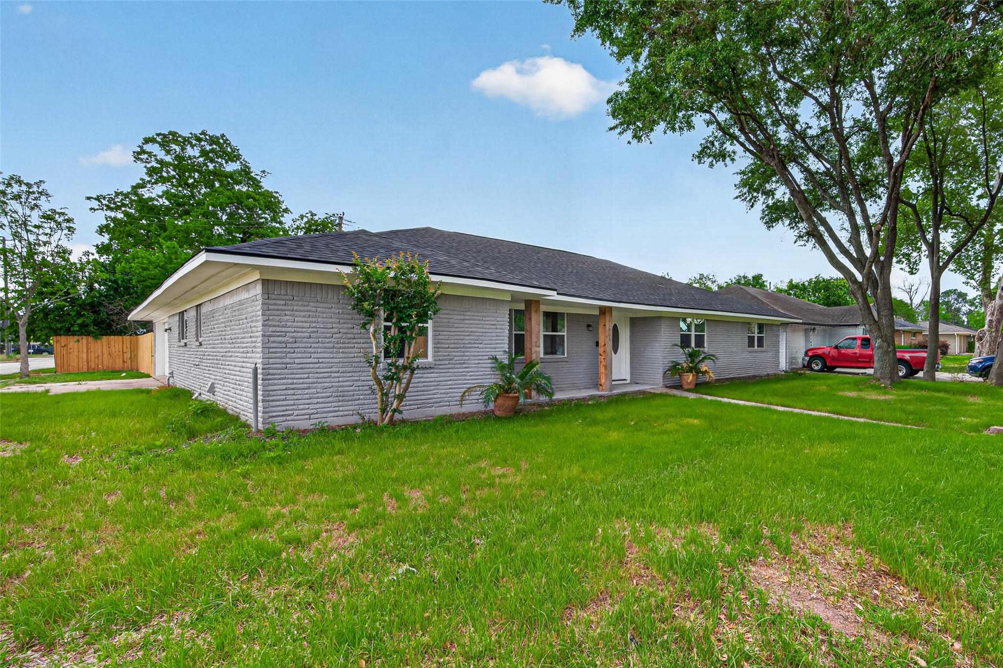 11903 Atwell Dr, Houston, TX 77035 photo