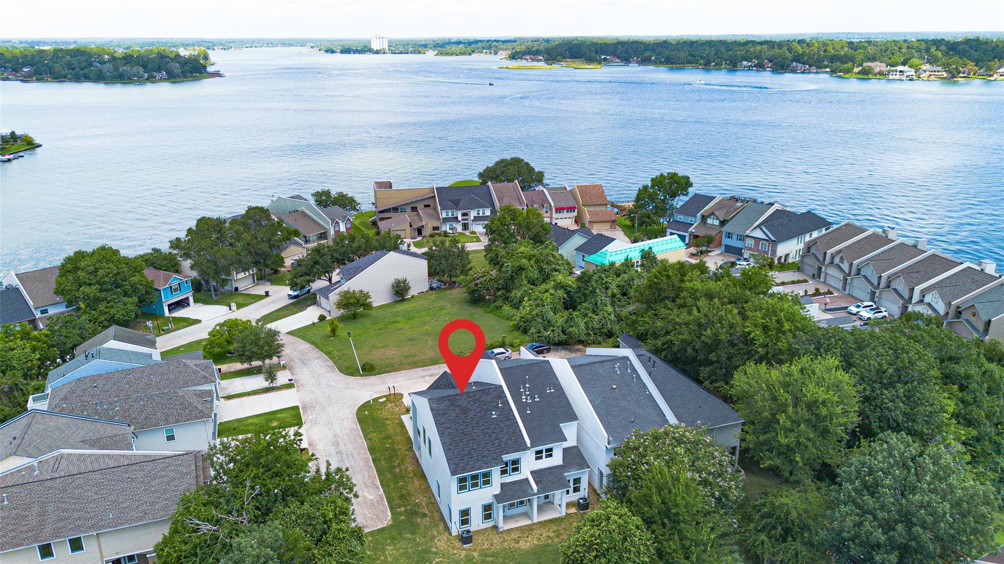 115 Capetown Ln, Conroe, TX 77356 photo