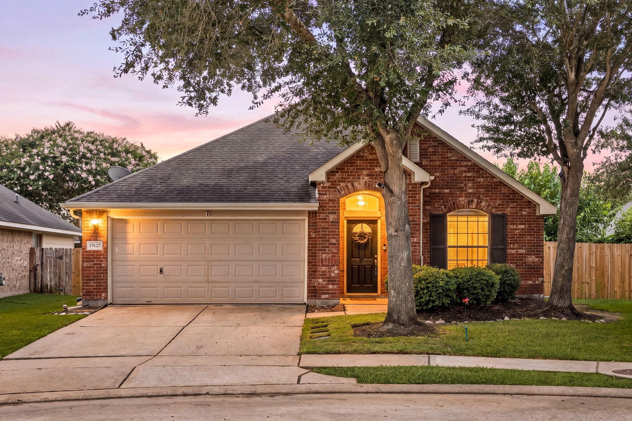 19127 Field Cottage Ln, Richmond, TX 77407 photo