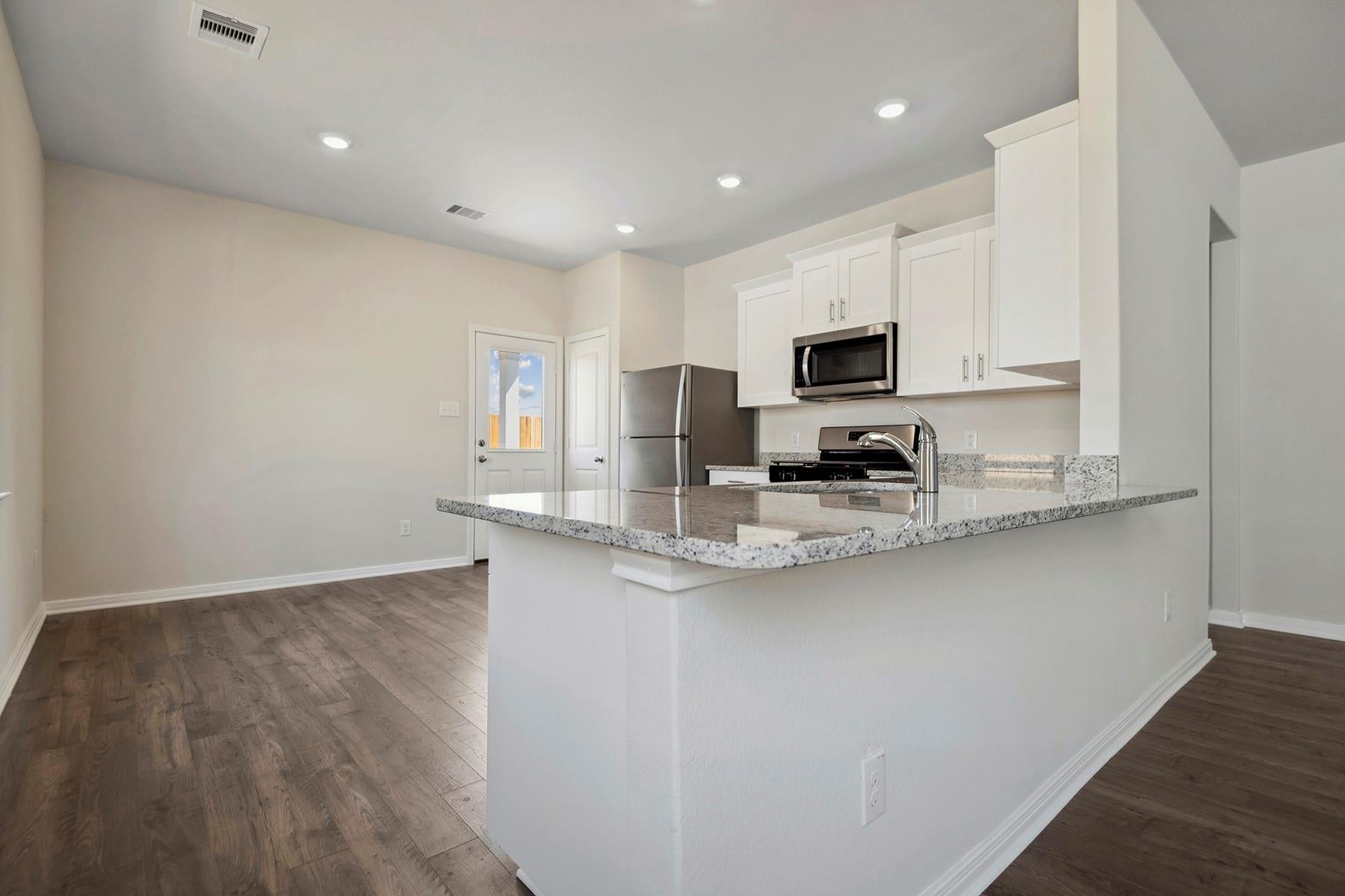 15511 Caramel Spring Dr, Conroe, TX 77303 photo