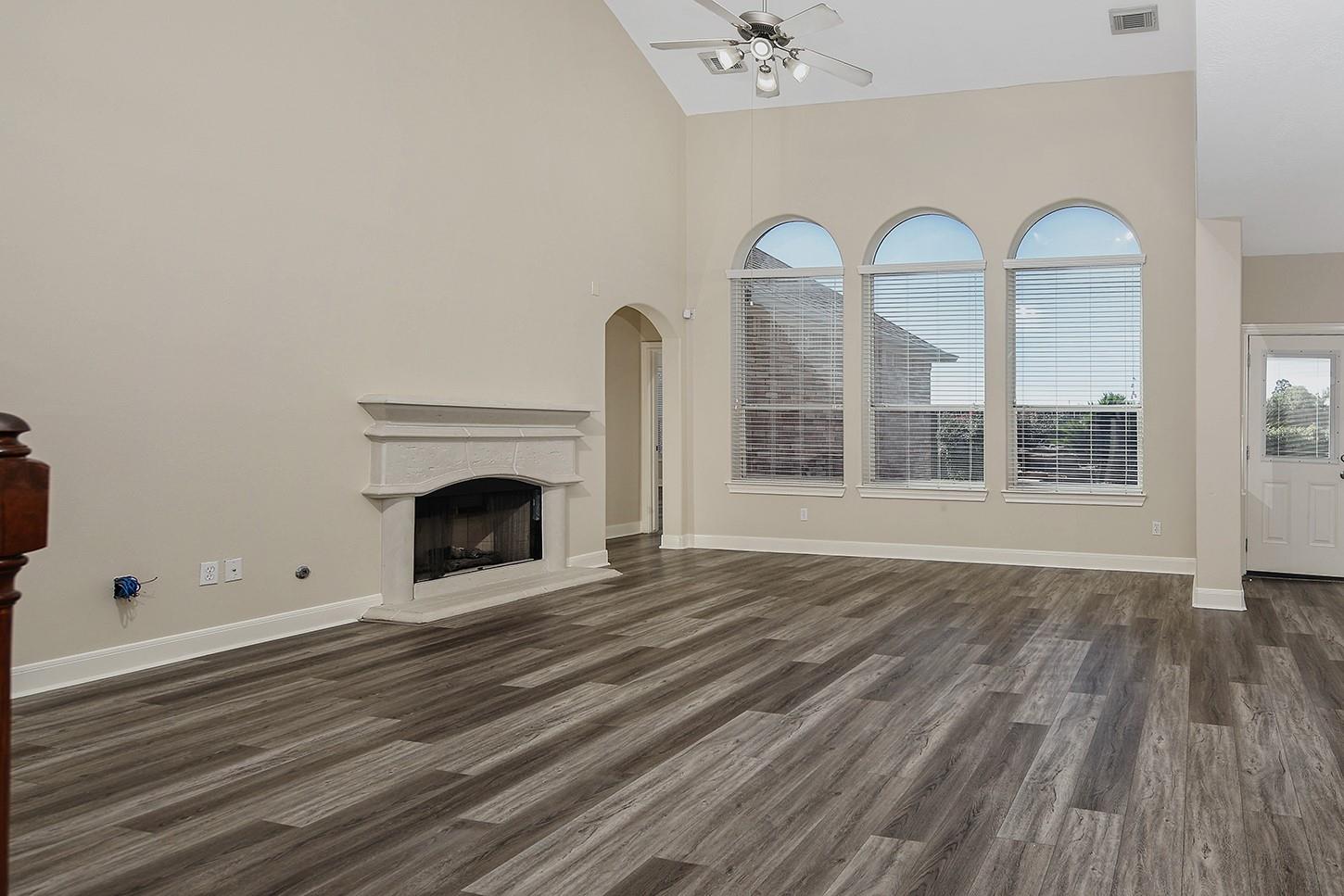 6327 Spring Creek Oaks Dr, Spring, TX 77379 photo