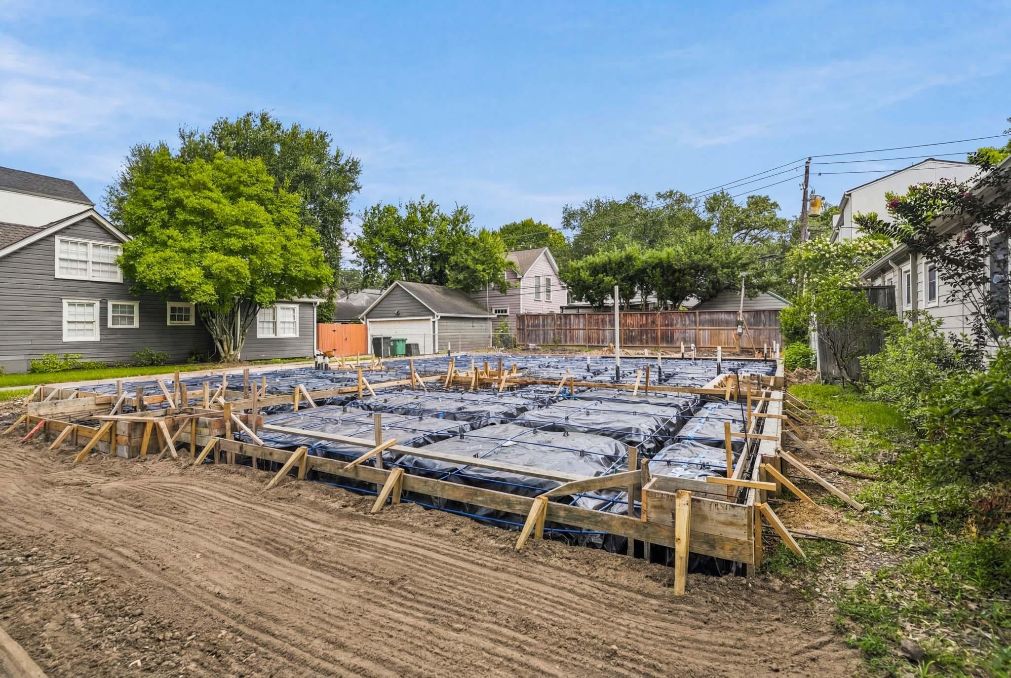 2336 Bartlett St, Houston, TX 77098 photo