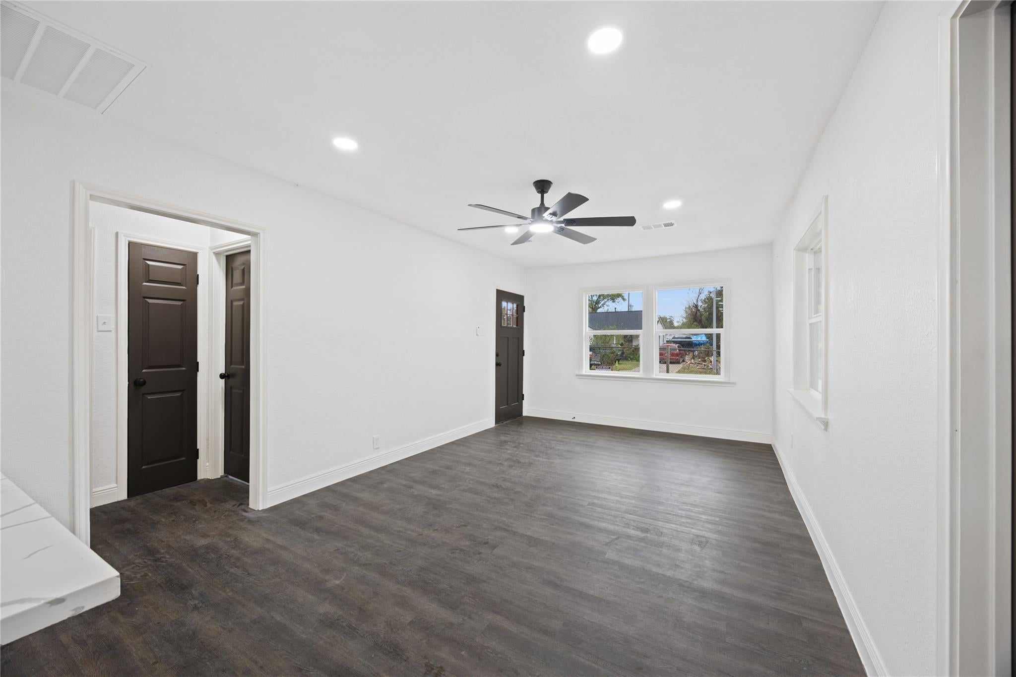 125 Bolden St, Houston, TX 77029 photo