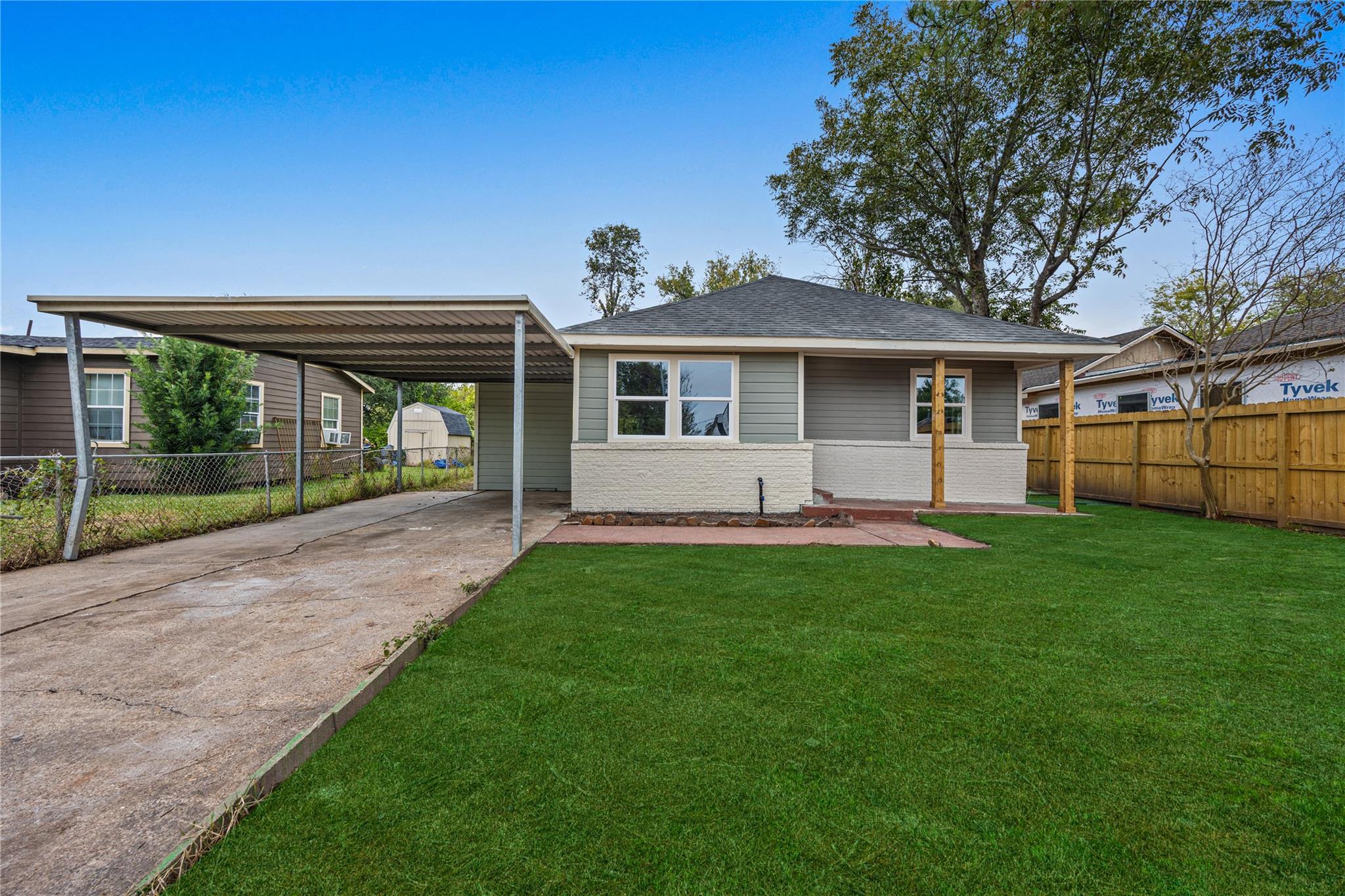 125 Bolden St, Houston, TX 77029