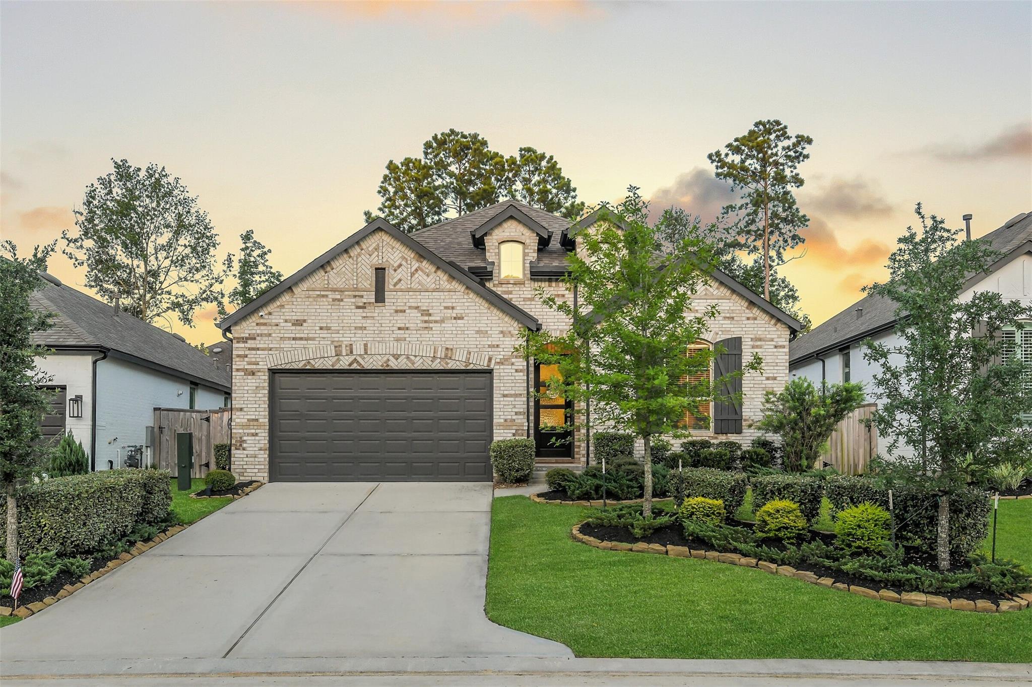 247 Sky Top Dr, Montgomery, TX 77316