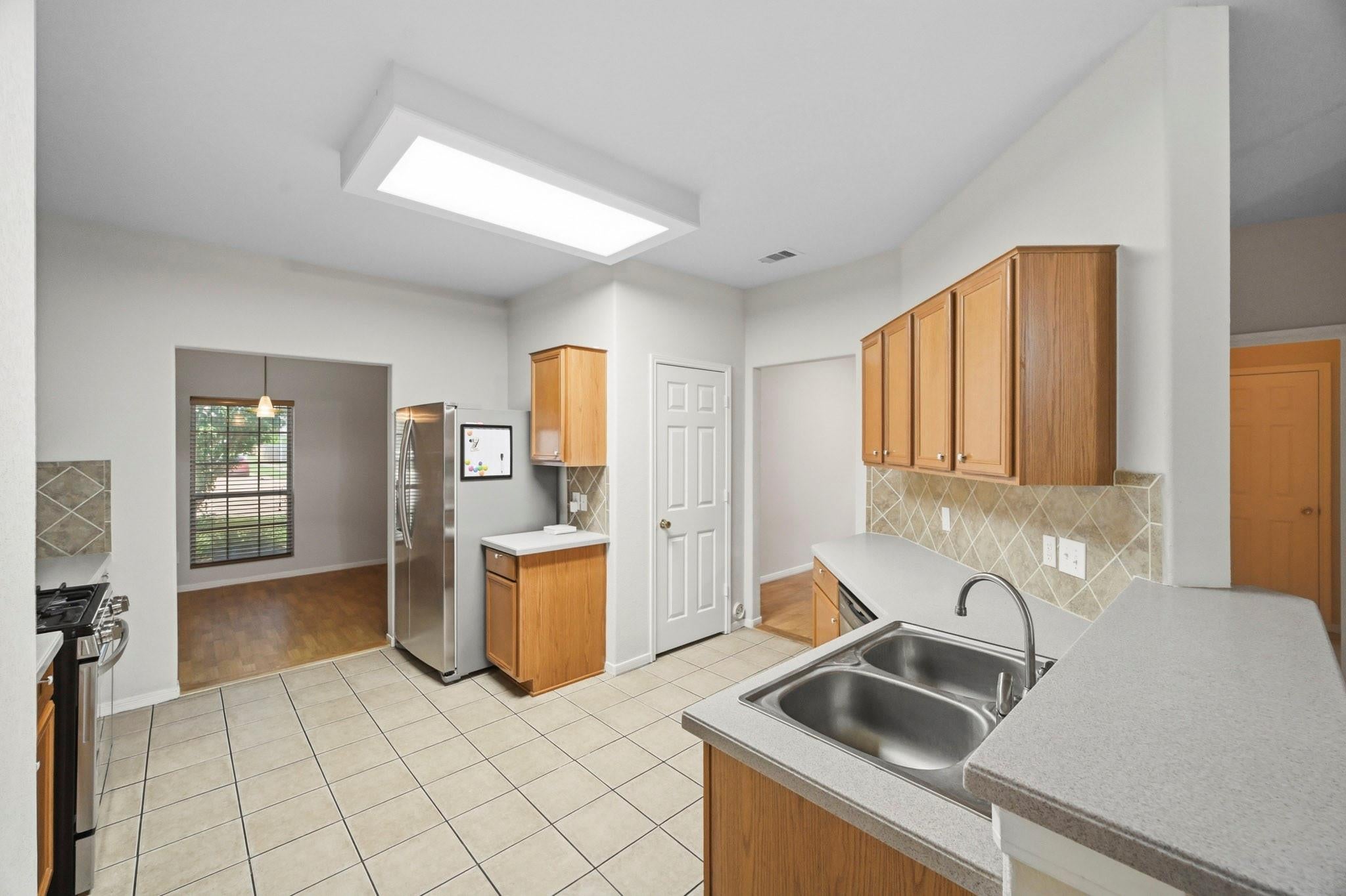 2702 Youpon Lake Ct, Houston, TX 77084 photo