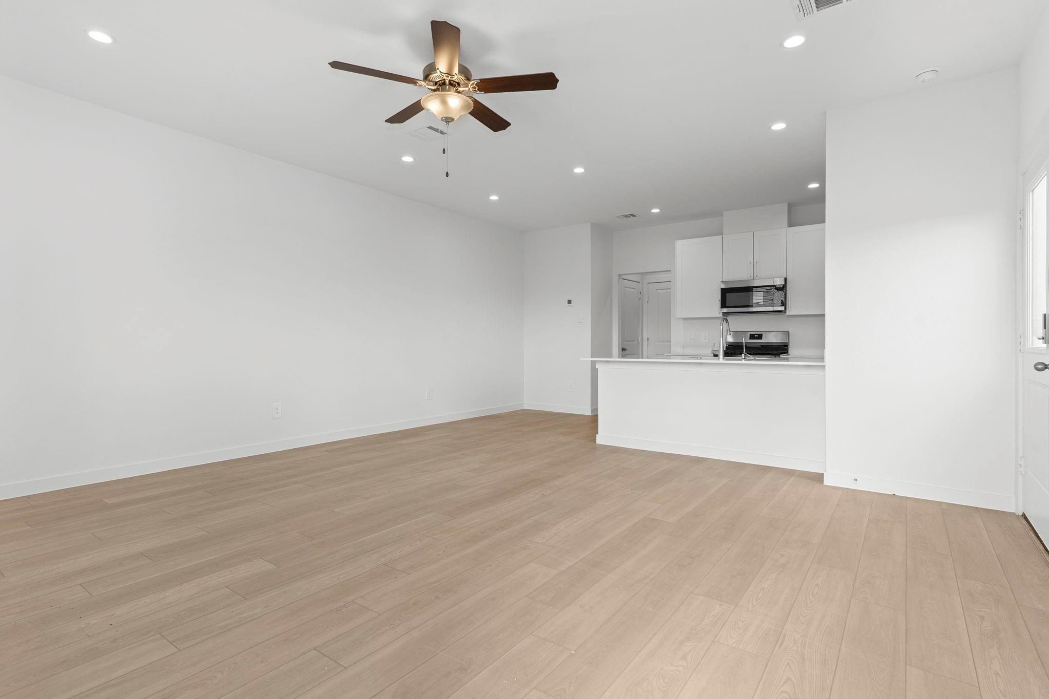 1710 Revolution Way, Missouri City, TX 77459 photo