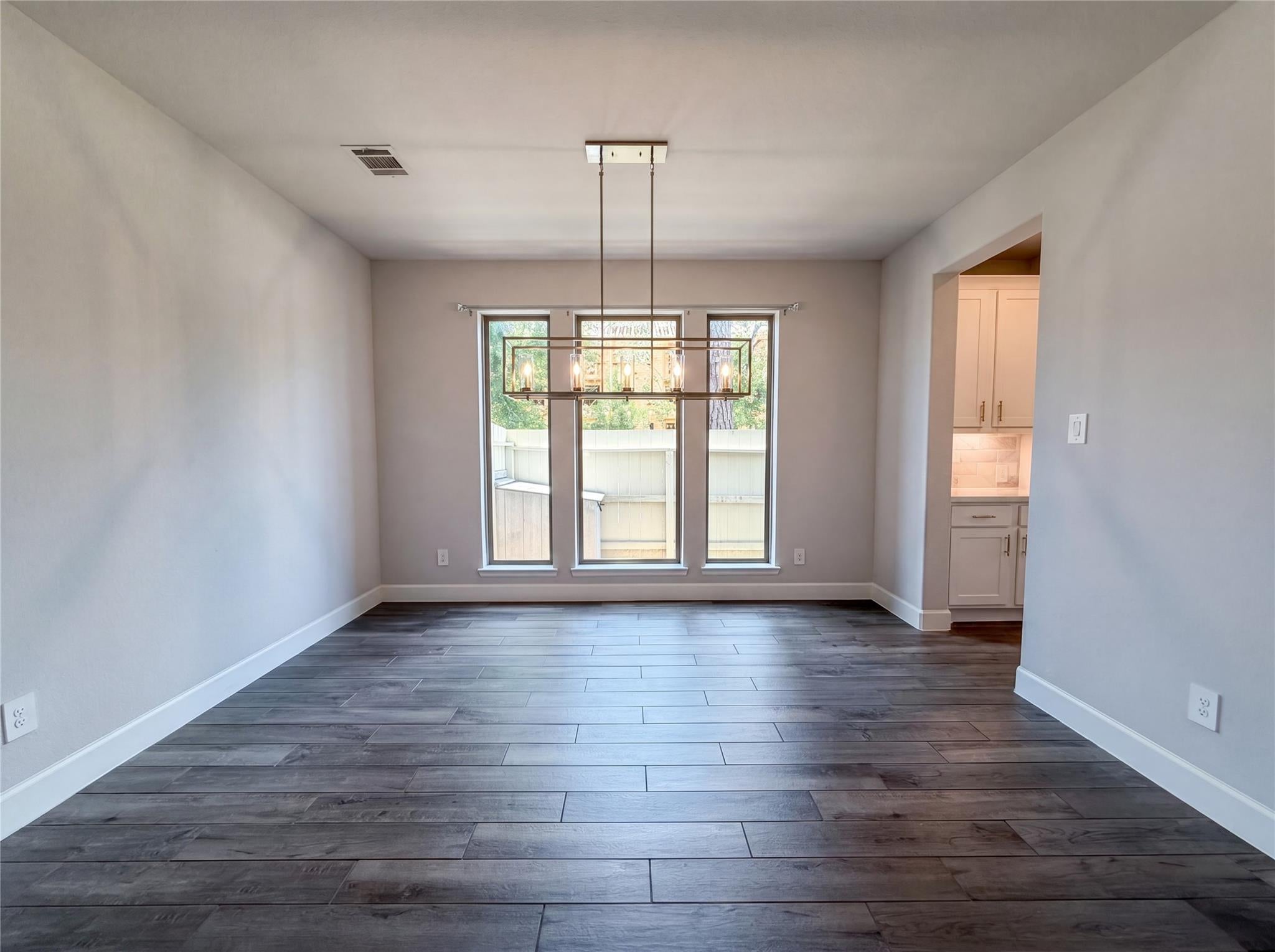 15418 Legacy Park Way, Pinehurst, TX 77354 photo