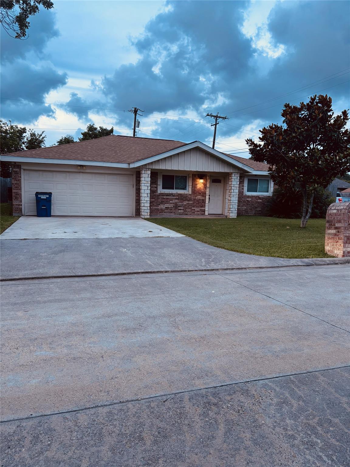 2902 19 Ave, Texas City, TX 77590 photo