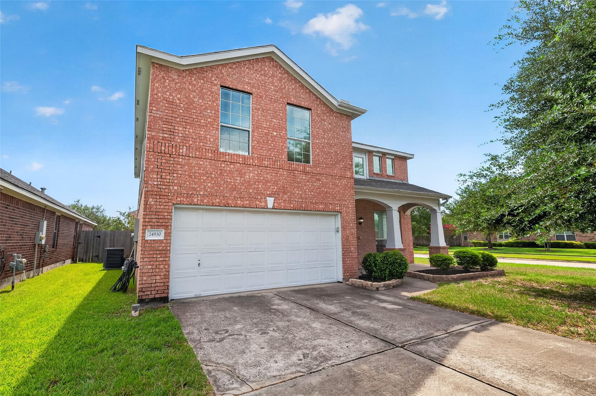 24930 Oconee Dr, Tomball, TX 77375