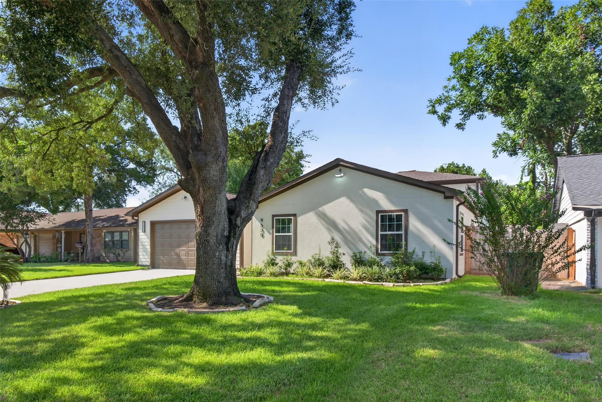 9630 Vilven Ln, Houston, TX 77080 photo