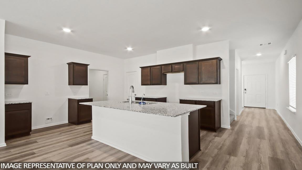 15351 Lake Conroe Cv, Willis, TX 77318 photo