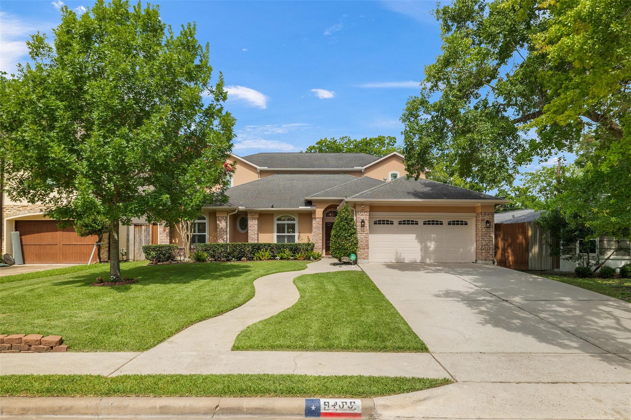 9406 Bevlyn Dr, Houston, TX 77025 photo