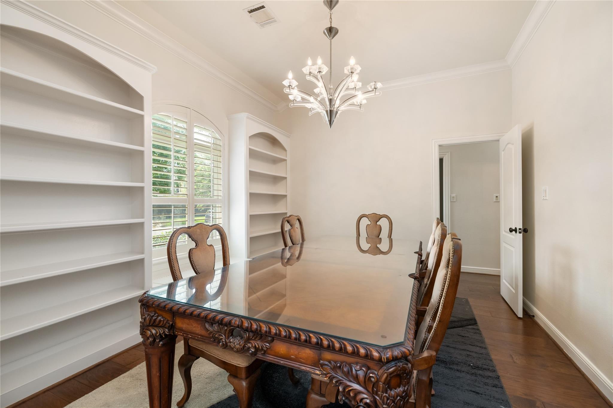 9406 Bevlyn Dr, Houston, TX 77025 photo