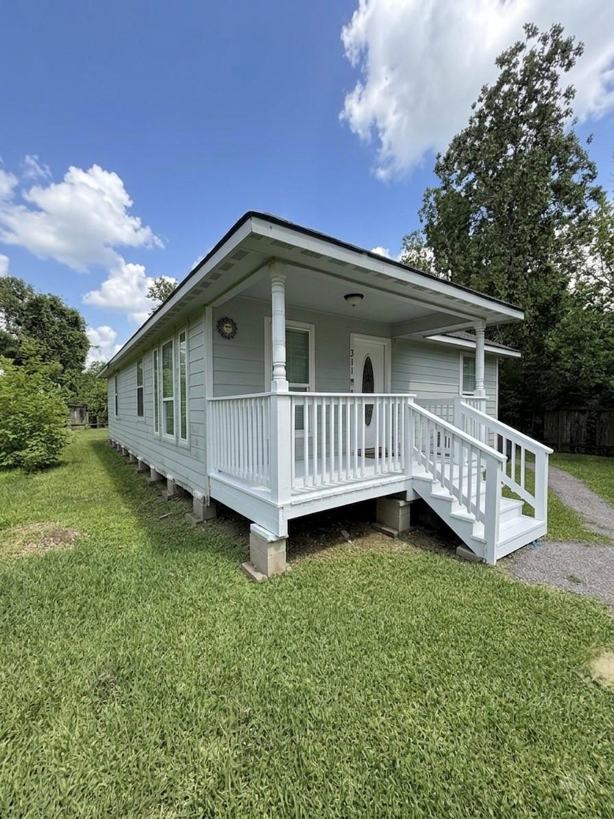 311 S 3 St, Highlands, TX 77562 photo