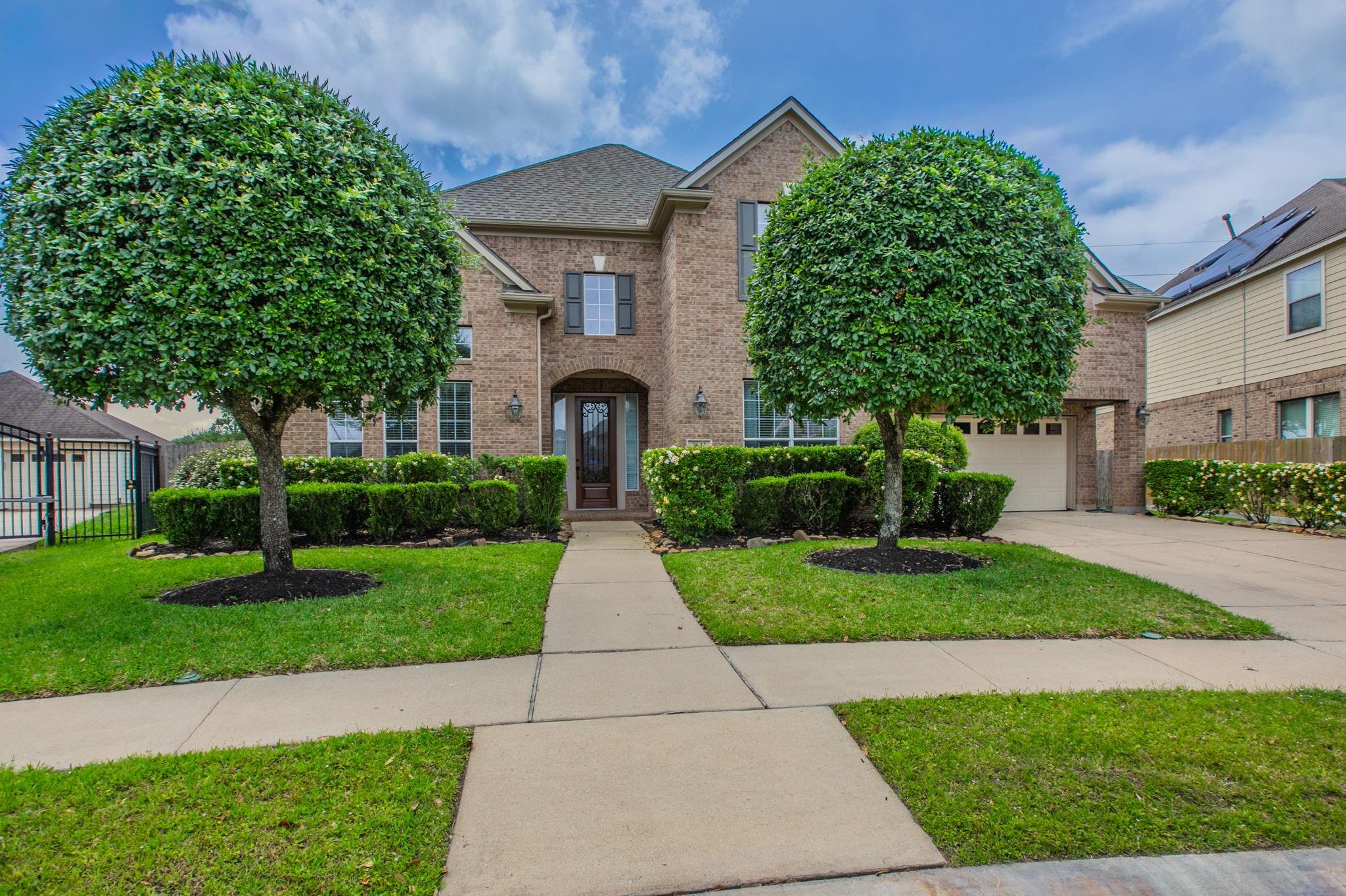 7642 Westmoreland Dr, Sugar Land, TX 77479