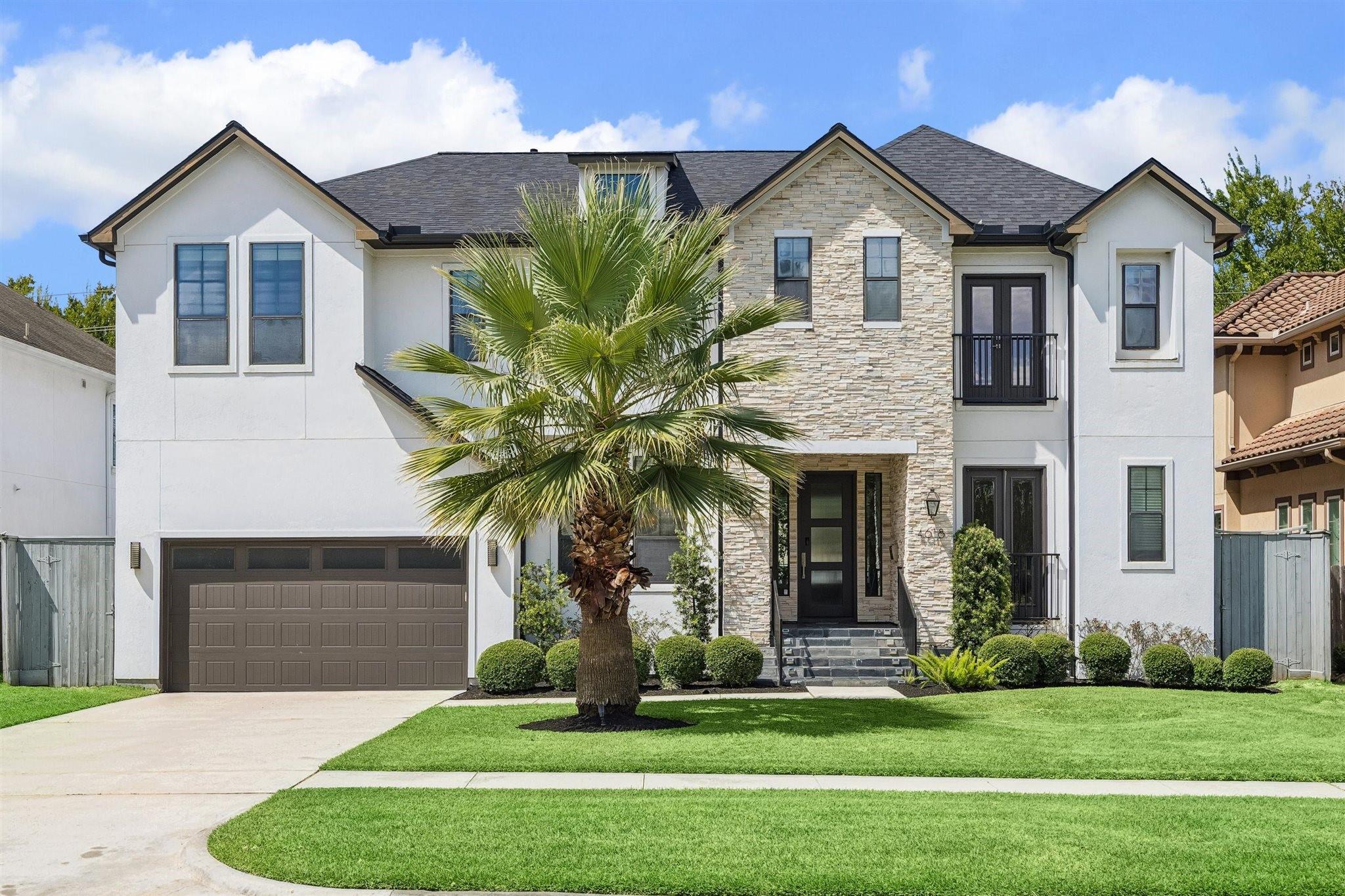 4618 Oakdale St, Bellaire, TX 77401