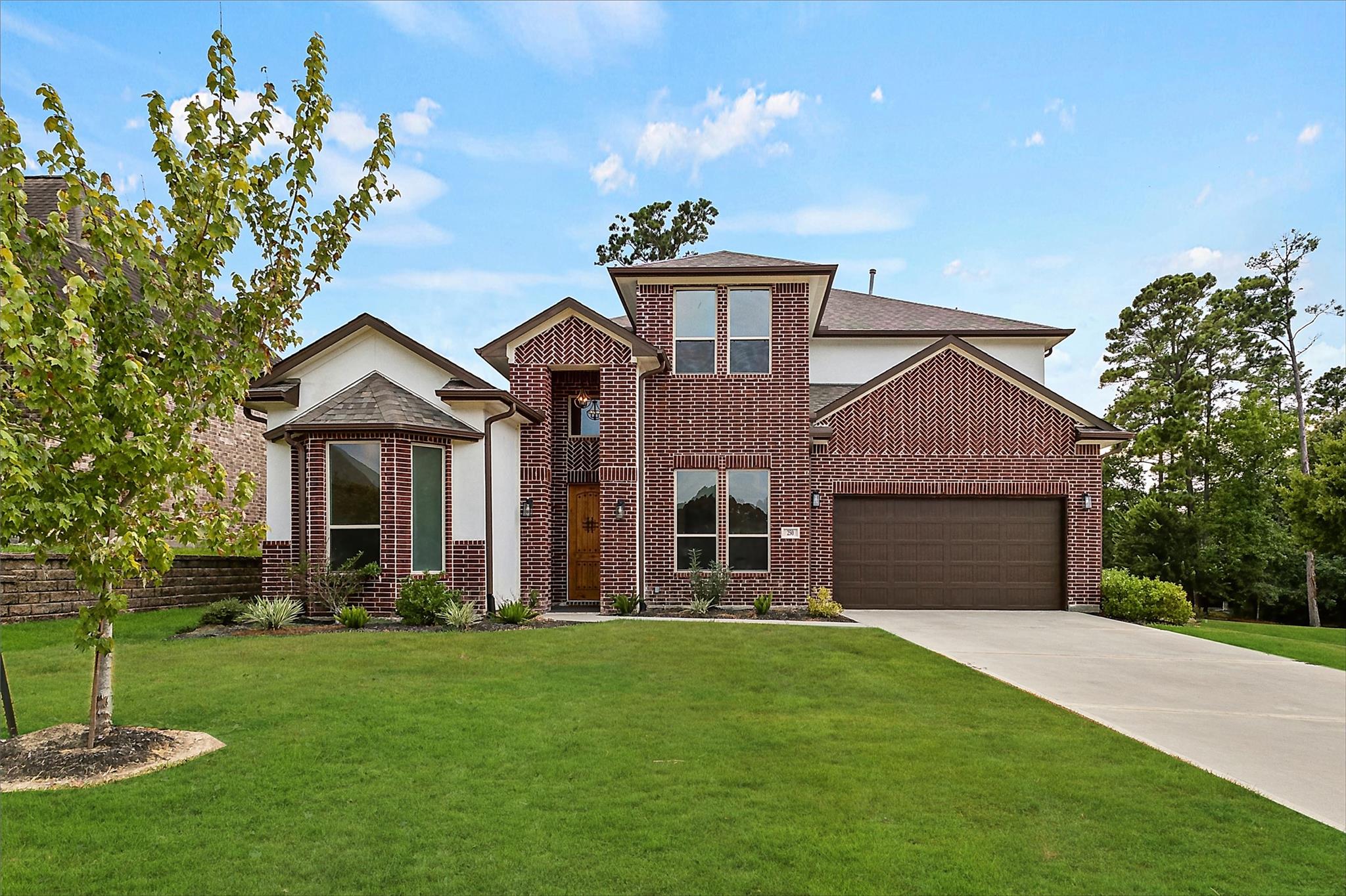 250 Hampton Glen Rd, Montgomery, TX 77356
