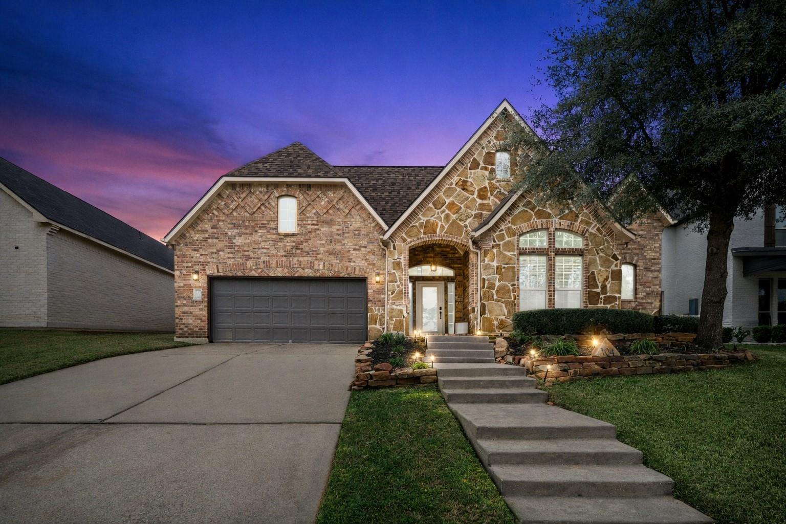104 Camden Hills Dr, Montgomery, TX 77356