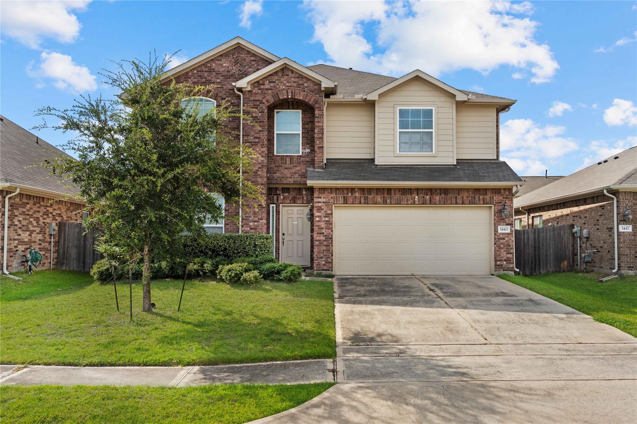 1443 Green Highland Dr, Spring, TX 77373