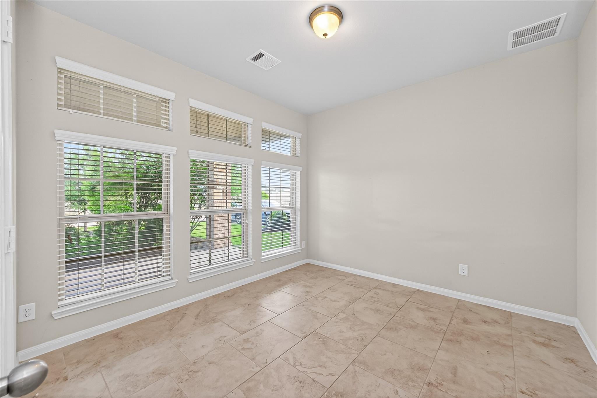 3795 Lake Bend Shore Dr, Spring, TX 77386 photo