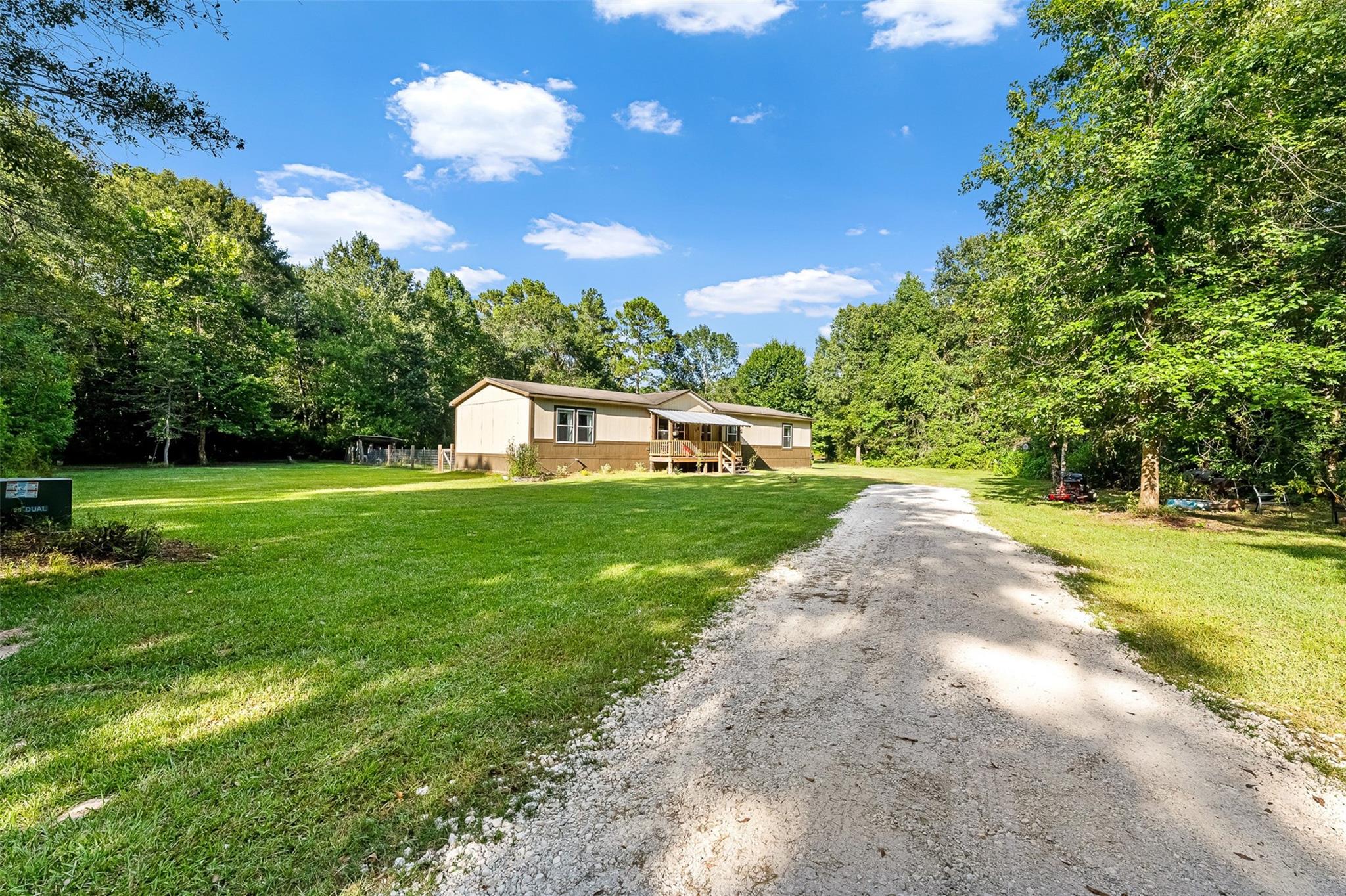 12626 Highway 105, Cleveland, TX 77327 photo