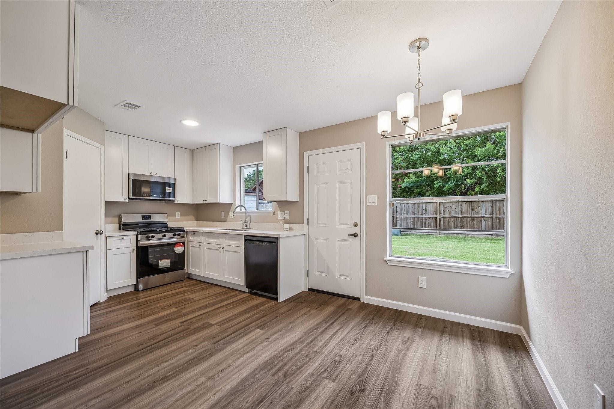 3114 Mission Valley Dr, Missouri City, TX 77459 photo