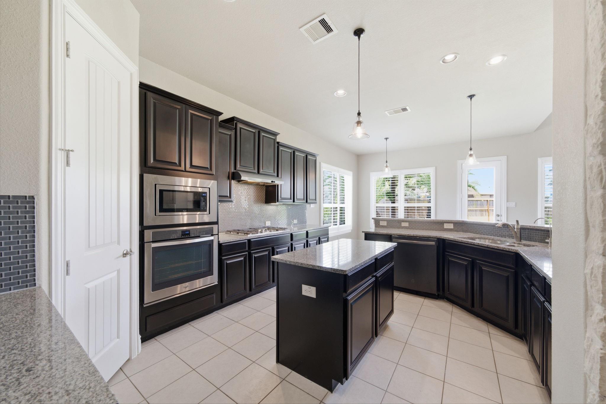 1411 Coffee Mill Ct, League City, TX 77573 photo
